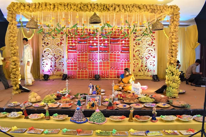 Majestic Golden Pillars Stage