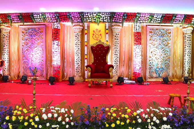 Royal Sovereign Stage Decor